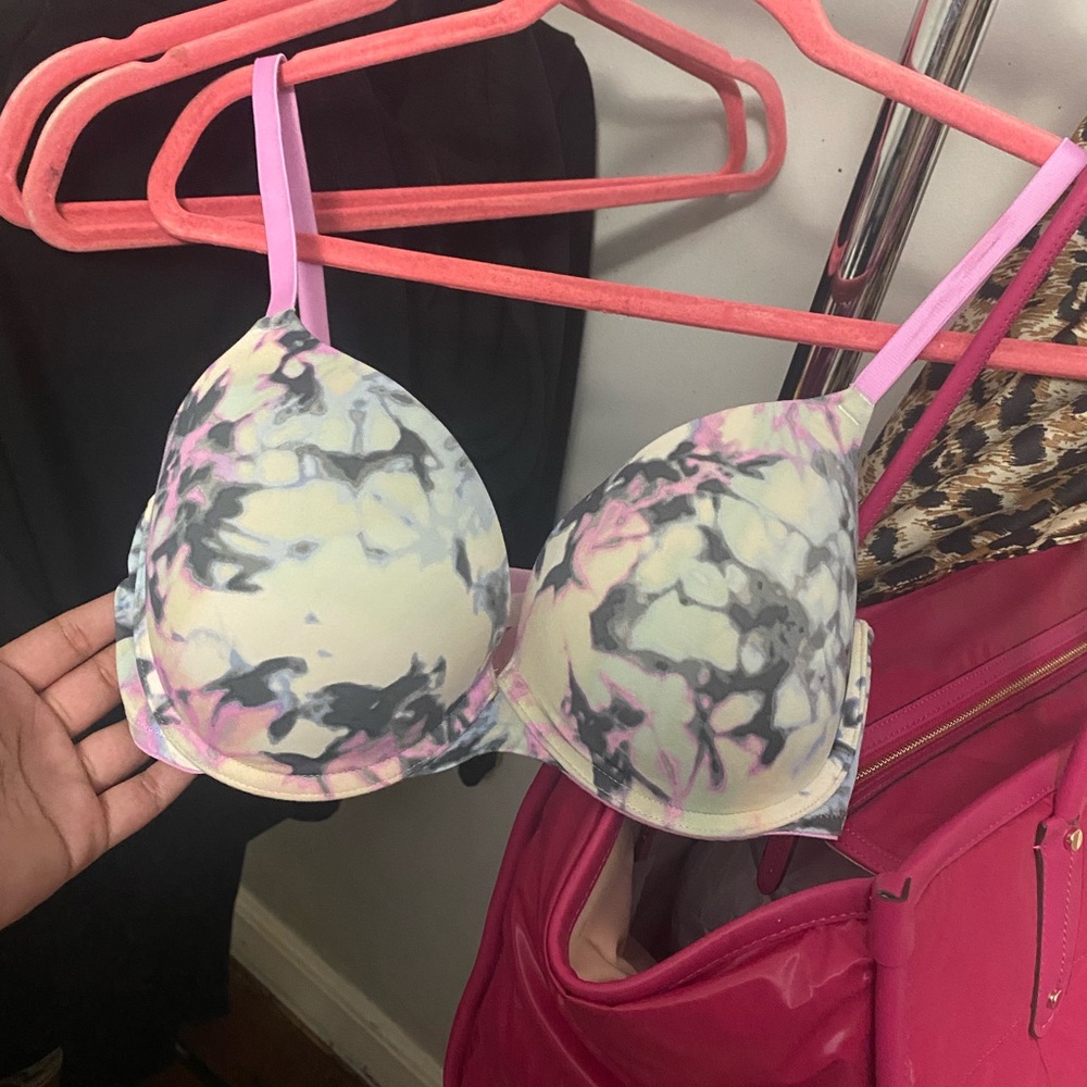 Pink BRA - Picture 3 of 3